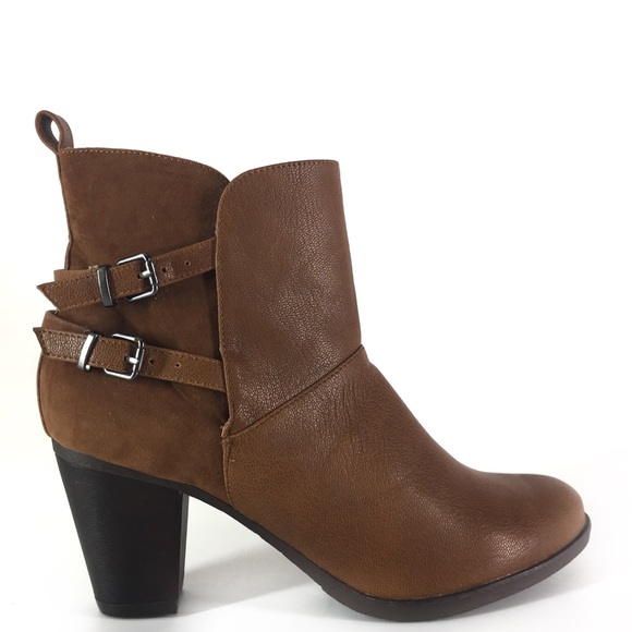 Shoes - NWOTs Brown Ankle Boot Sz 8 $15.00 Firm